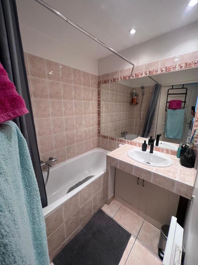 Appartement T2 Avec Jardin Prive, Piscine Et Barbecue Lorgues Εξωτερικό φωτογραφία